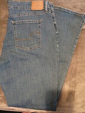 Sig Levis Bootcut Blue Jeans Size 16